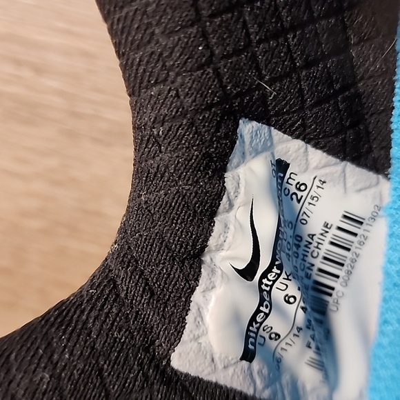 Nike Air Max Plus Running Shoe 2011 429890-040 Black Neon Blue Women's size 9 - Picture 7 of 13